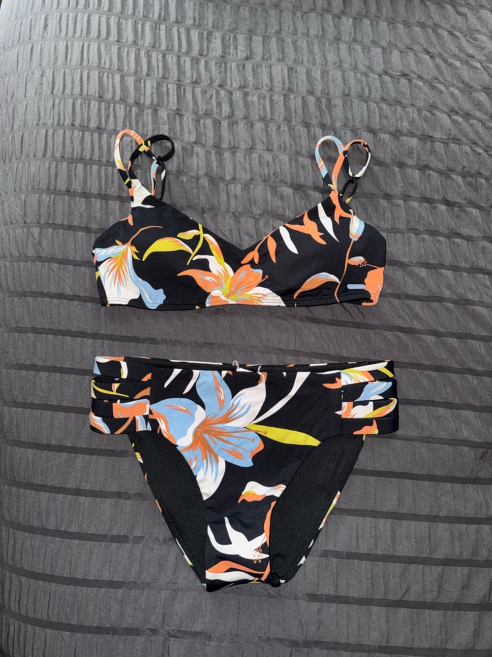 Roxy Bikini
